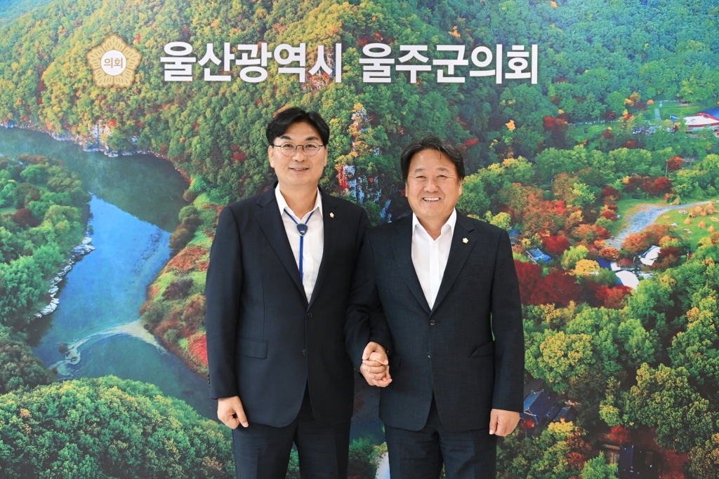 이상주 신안군의회 의장 내방 이미지(2)