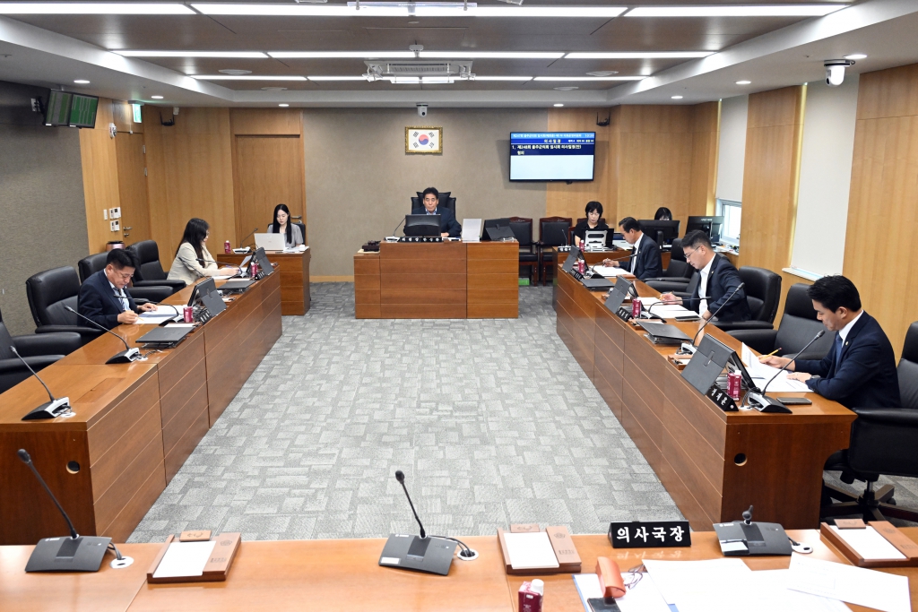 제247회 임시회 (폐회중) 제1차 의회운영위원회 이미지(5)