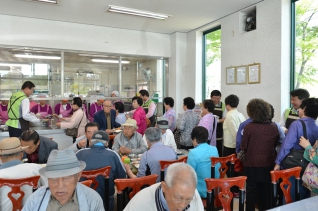 남부노인복지회관 배식 자원봉사 대표이미지