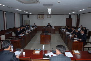 구제역 발생 상황보고 청취 및 방역대책 긴급 의원간담회 대표이미지