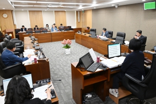 2025행정사무감사 1일차  행정복지위원회 대표이미지